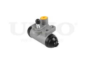 Left wheel brake cylinder photo