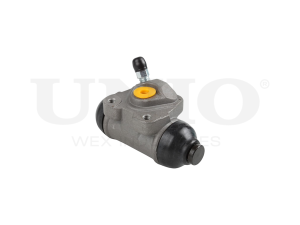 Left wheel brake cylinder photo