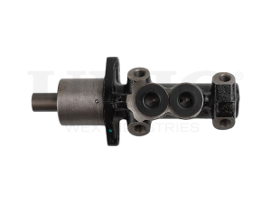 Brake master cylinder photo